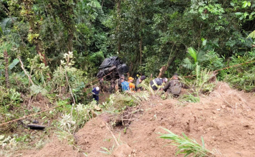 Duas mortes confirmadas no acidente com o caminhão do exército