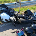 Motociclista morre e três pessoas ficam feridas em acidente na BR-101
