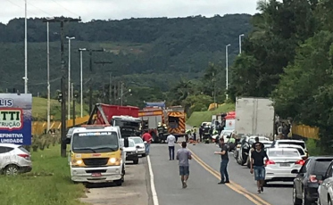 Acidente resulta em morte de mulher na SC-445