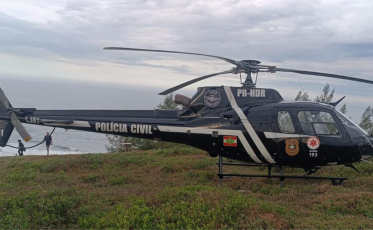 Homem cai de 15 metros durante tentativa de voo de parapente em Laguna