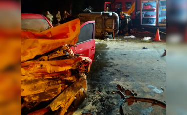 Grave colisão frontal deixa dois mortos e quatro feridos em SC