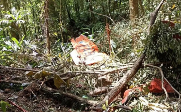 Encontrados destroços do avião da FAB que desapareceu em SC