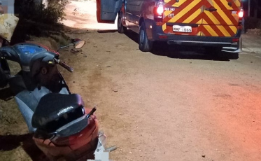 Içara: colisão entre carro e moto deixa motociclista e criança feridas