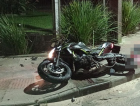 Motociclista de 19 anos morre após colidir contra muro em Tubarão