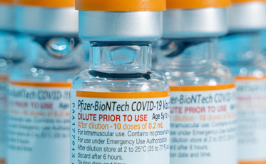 Brasil recebe 7,7 milhões de doses pediátricas e baby da Pfizer contra Covid-19