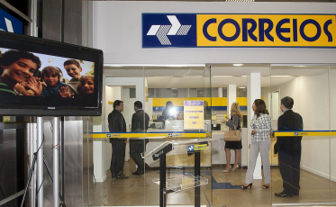 Correios lança opção de entrega de encomendas no vizinho