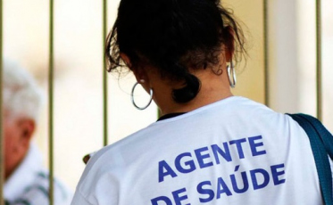 Registro de ponto para agentes de saúde gera polêmica em cidade da região