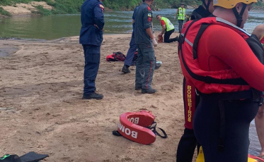 Bombeiros procuram dois jovens desaparecidos no Rio Braço do Norte
