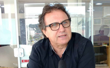 Adelor Lessa faz projeções políticas 