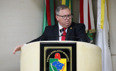 Vereador pede que lâmpadas substituídas no município sejam doadas à comunidade