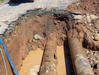 Após rompimentos, nova adutora será instalada pela Casan