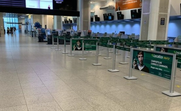 É cenário de guerra nos aeroportos brasileiros