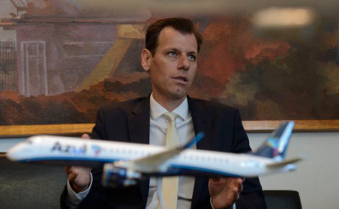 Todos os aeroportos do país deverão ser concedidos em 4 anos