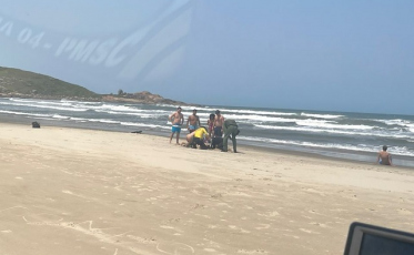 Resgatada de afogamento em Laguna morre no hospital