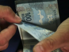 Trabalhadores nascidos em maio e junho já podem sacar o abono salarial