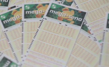 Mega-Sena 30 anos: sorteio especial de 300 milhões acontece neste domingo