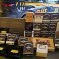 Quase 300 garrafas de vinho argentino são apreendidas escondidas em carro na BR-101