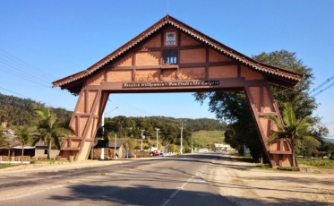 TCE identifica irregularidades e barra licitação milionária em São Ludgero