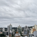 Frente fria derruba temperaturas em Criciúma nesta sexta; veja a previsão para o jogo