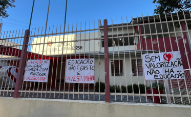 Professora da Afasc reclama de salários menores e diz que piso é ignorado em Criciúma