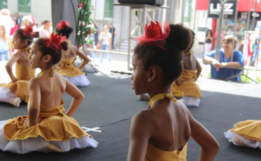 Praça Nereu Ramos recebe primeira edição do 