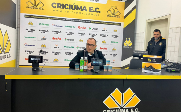 Criciúma conversa com dois reforços; um deles atua no Paraguai