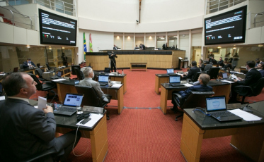 CPI dos Respiradores vota pedido de acareação entre ex-secretários