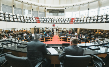 CCJ da Alesc rejeita vetos de Moisés sobre incentivos fiscais