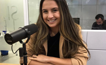 Alice Lessa assume o Programa do Avesso ao lado de Vitor, Chicão e Diego