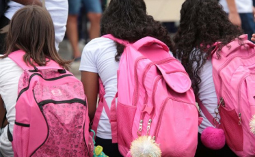 Estudantes de baixa renda absorventes higiênicos