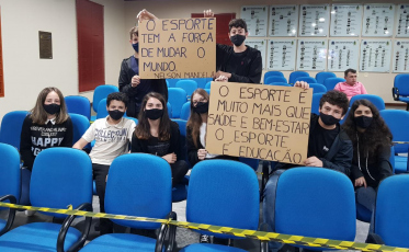 Alunos pedem construção de pista de skate em Nova Veneza