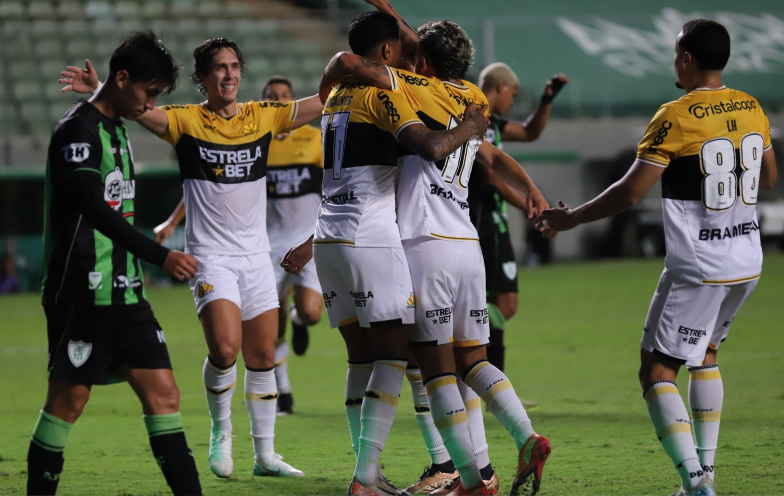 Criciúma busca quebra de tabu histórico para colar nos líderes da Série B
