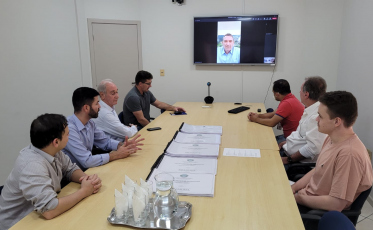 Amurel entrega projeto de pavimentação de rodovia em Gravatal