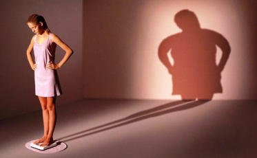 Mudanças corporais provocadas por bulimia e anorexia podem matar