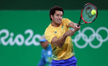 André Sá fala sobre as dificuldades para o tênis crescer no Brasil