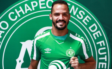 Chapecoense apresenta Anselmo Ramon e terá folha de R$ 800 mil