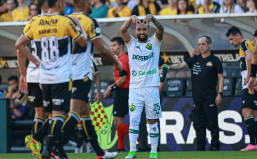 Criciúma não sofria cinco gols como mandante há 25 anos