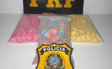 PRF encontra mil comprimidos de ecstasy nas roupas íntimas de mulheres