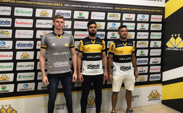 Raul, Rayan e Cristovam são apresentados pelo Tigre