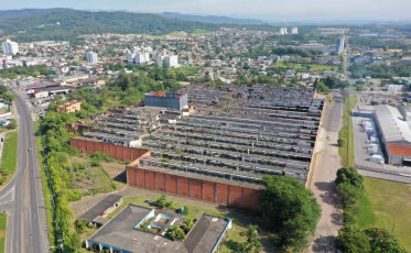 Salvaro pede área da antiga Cecrisa para o Município