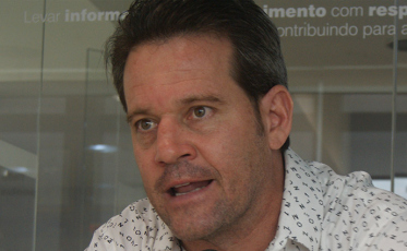 Argel diz que o Criciúma dominou o jogo e não merecia perder