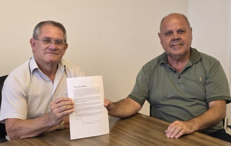 Arleu retira candidatura para apoiar Clésio Salvaro a deputado estadual