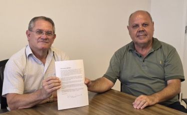 Arleu retira candidatura para apoiar Clésio Salvaro a deputado estadual