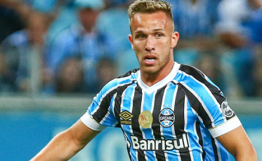 Mais de mil negociações com o exterior e lucro de R$ 287 milhões para os clubes