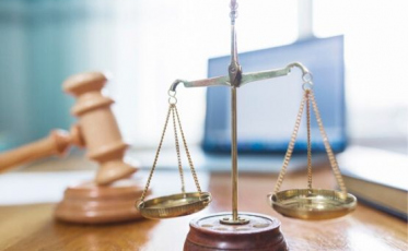 Justiça nega dano moral para jornalista envolvida em atrito entre funerárias no Sul de SC