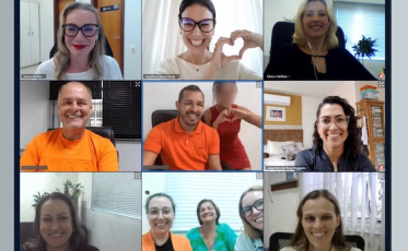 Casal do Sul de SC adota quatro irmãos