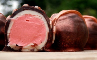 Justiça mantém indenização de R$ 10 mil para cliente que comeu chocolate com larvas