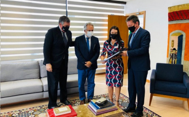 Dirigentes da OAB/SC entregam lista do quinto constitucional aos presidentes do PJSC 