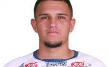 Meia Christopher assina pré-contrato com o Criciúma