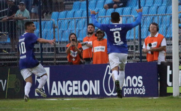 Fora de casa, Criciúma é derrotado pelo Tubarão